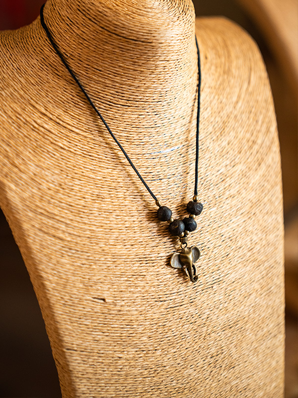 African Monarch Lodges Sijwa Boutique Necklace