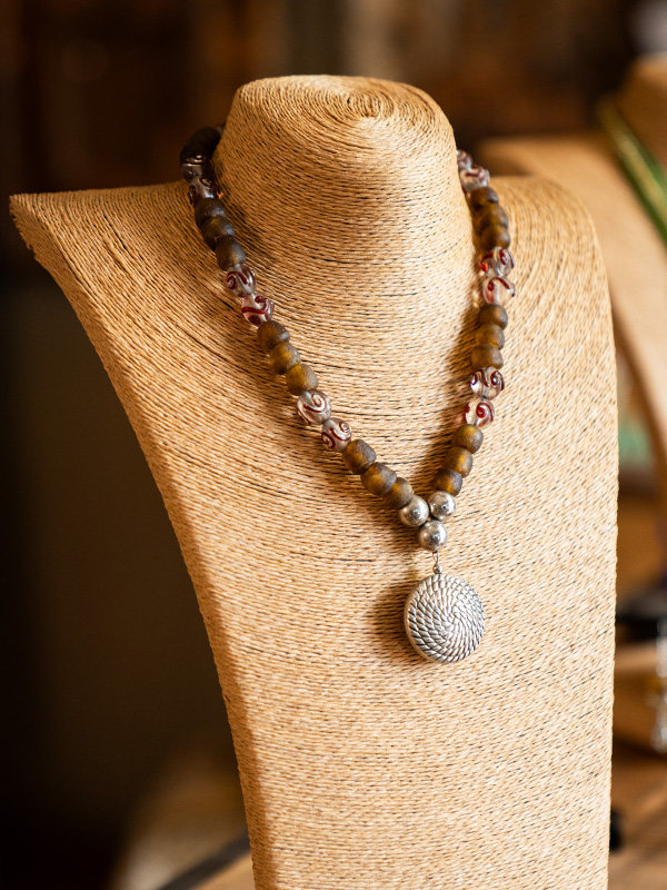 African Monarch Lodges Sijwa Boutique Necklace