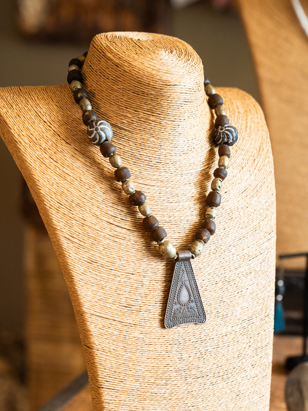 African Monarch Lodges Sijwa Boutique Necklace