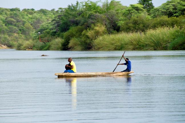 Hakusembe River Lodge
