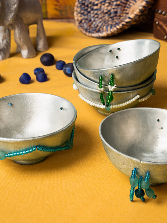 African Monarch Lodges Sijwa Boutique Aluminium Bowls with Beads