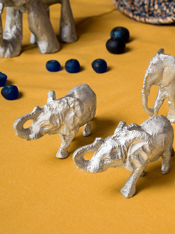 African Monarch Lodges Sijwa Boutique Aluminium Elephants