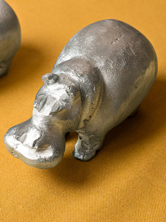 African Monarch Lodges Sijwa Boutique Aluminium Hippo
