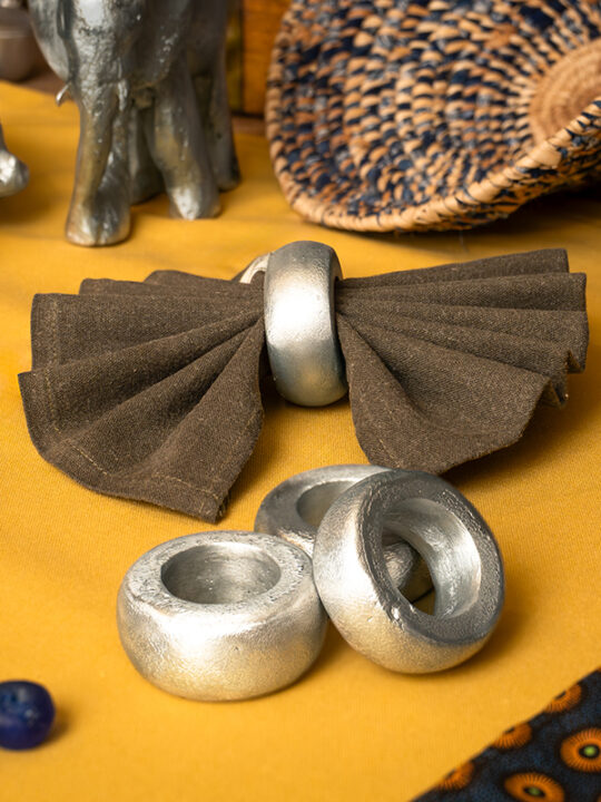African Monarch Lodges Sijwa Boutique Aluminium Serviette Rings