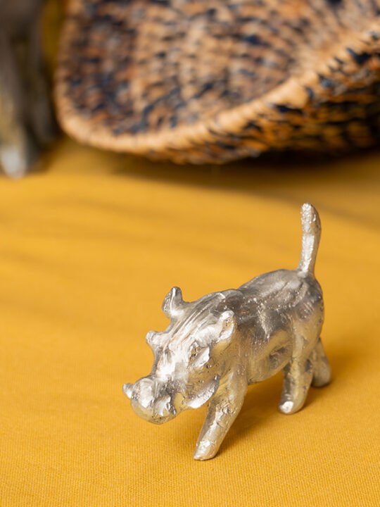 African Monarch Lodges Sijwa Boutique Aluminium Warthog